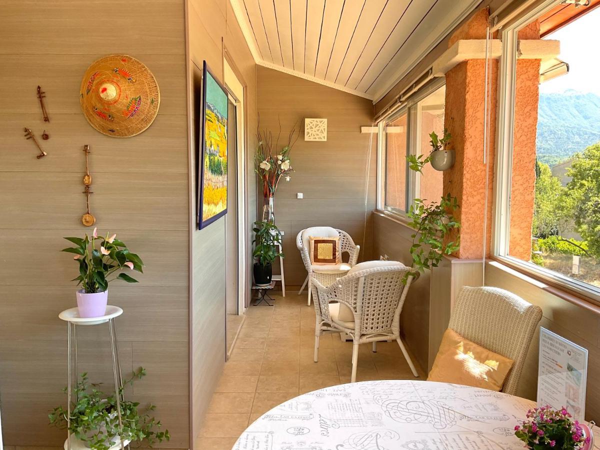 Chambres D'Hotes Les Noisetiers Дінь-ле-Бен Екстер'єр фото